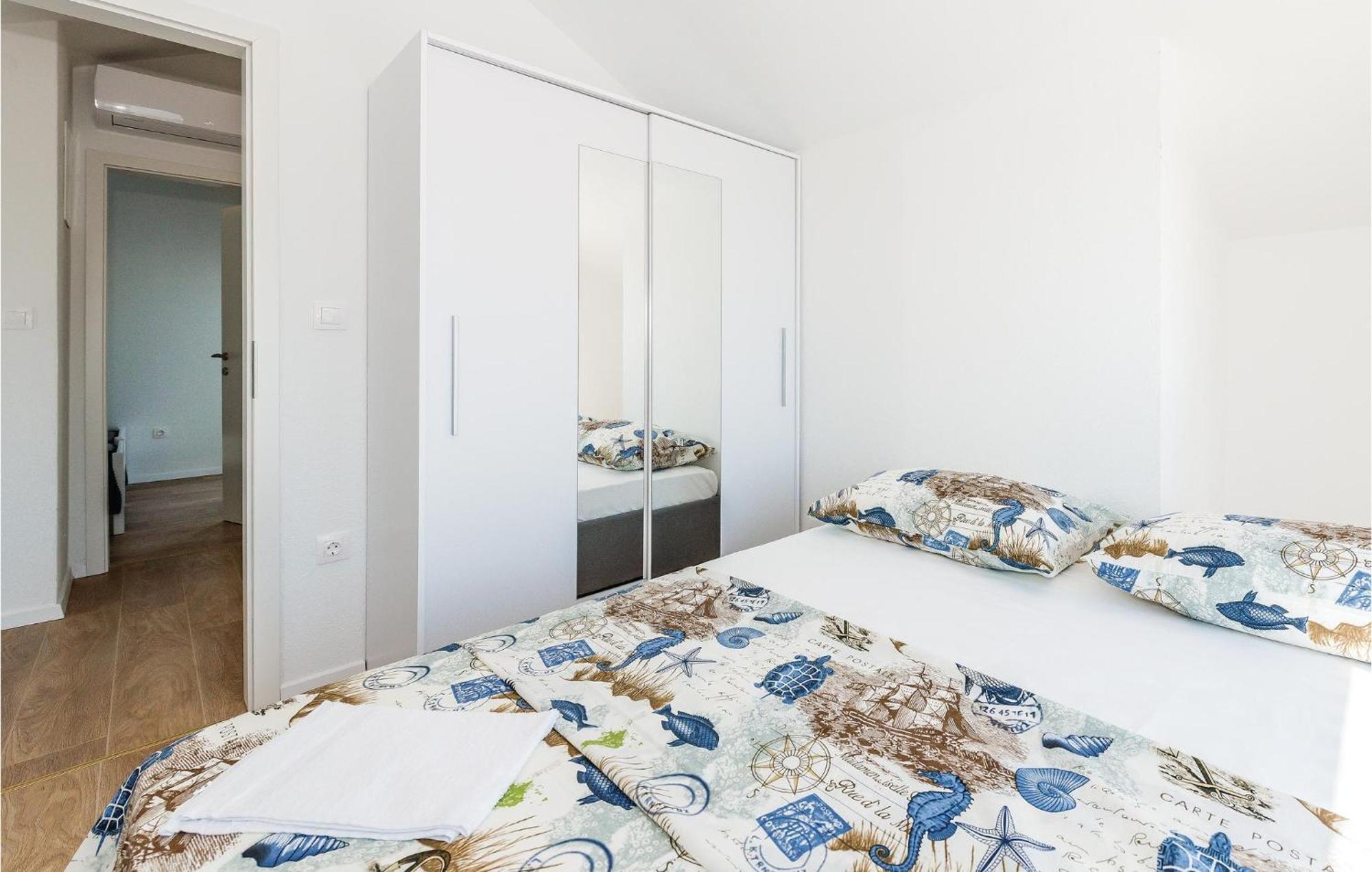 4 Bedroom Beautiful Home In Szybenik Zewnętrze zdjęcie